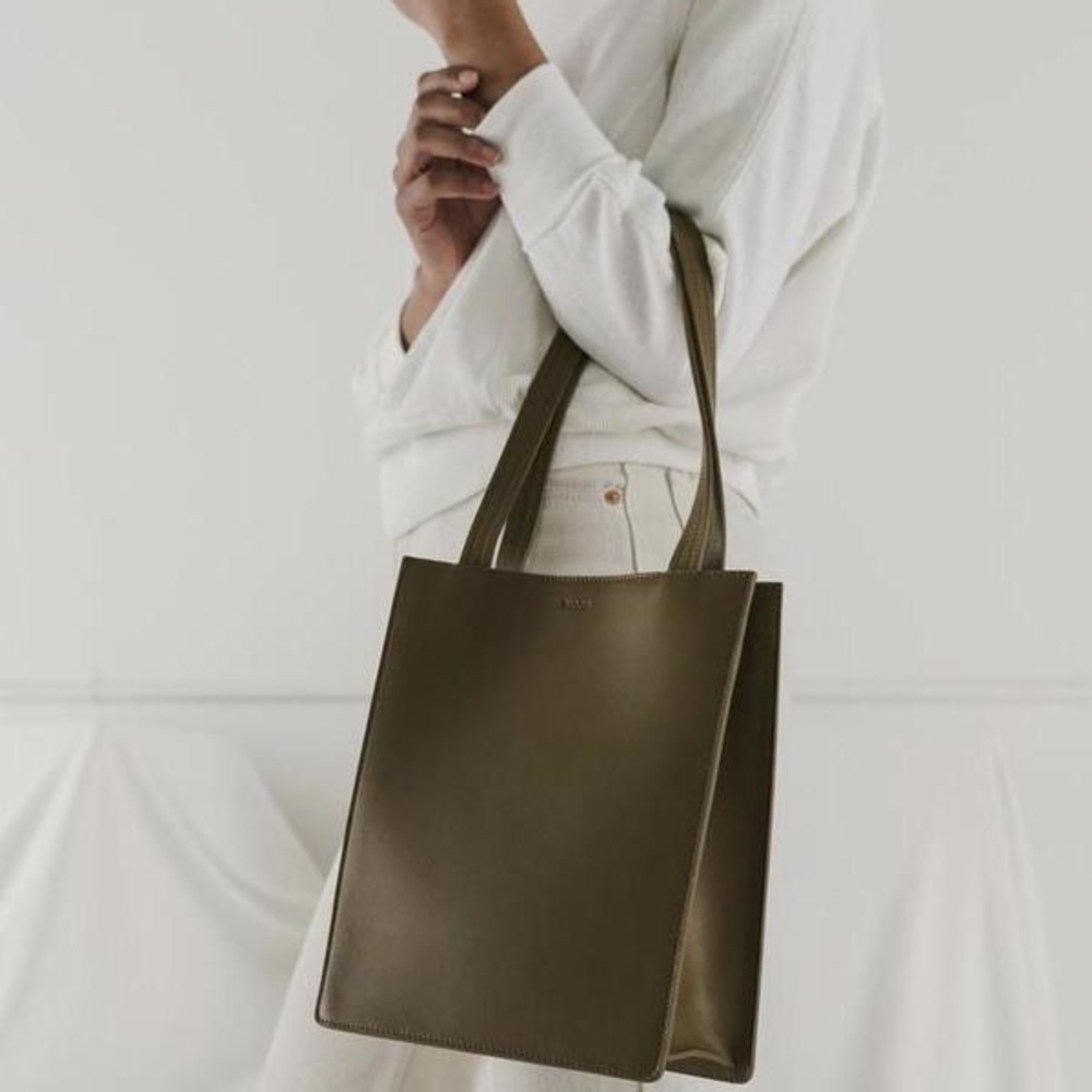 Baggu Medium Leather Retail Tote Bag NWT
